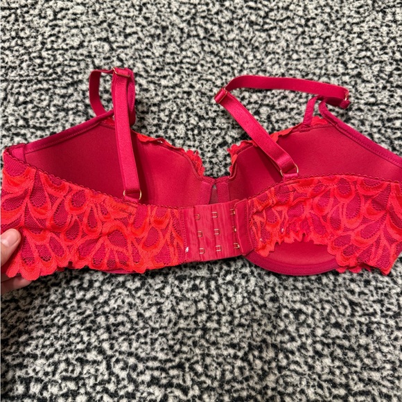Savage X Fenty Vibrant Red Lace Bra - Picture 2 of 5